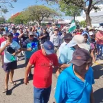 TRANSPORTISTAS MARCHAN TRAS EL PARO Y EXIGEN AL CONCEJO UNA TARIFA TRANSITORIA DE BS 4