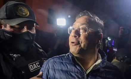 LUIS ARCE SERÁ TRASLADADO DE SAN PEDRO A UN HOSPITAL DE LA PAZ POR MOTIVOS DE SALUD