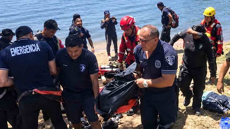 TRES PERSONAS MUEREN AHOGADAS EN LA LAGUNA GUAPILO