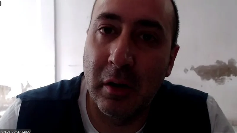 CELULAR DESTINADO A CERIMEDO ES DECOMISADO EN CHONCHOCORO