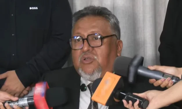 FISCAL LUIS MONTAÑO SE PRESENTA VOLUNTARIAMENTE ANTE LA FELCC Y ES TRASLADADO A CELDAS