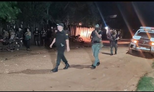 DOS ENCAPUCHADOS ATACAN A BALAZOS LA CASA DE UN JOVEN EN SAN IGNACIO