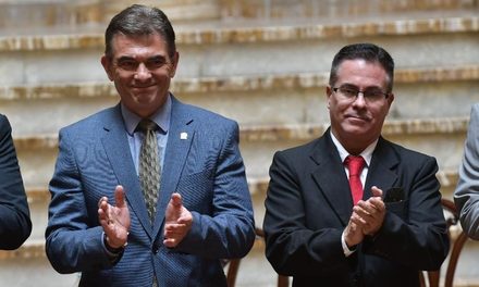 PAZ RECONOCE A URIOSTE Y LE FIJA CUATRO DESAFÍOS AL FRENTE DE LA FISCALÍA