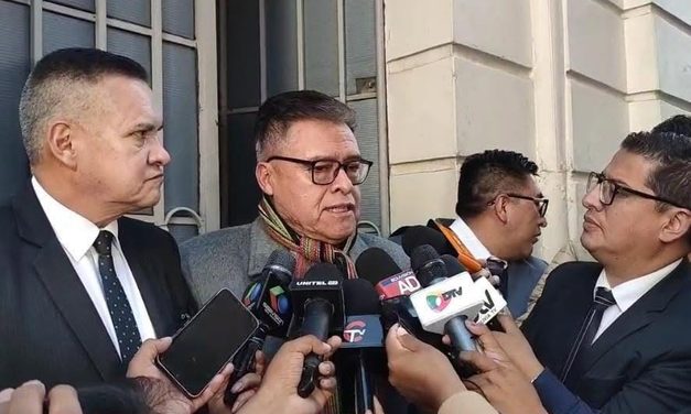 ZÚÑIGA AFIRMA QUE “MONTARON” PROCESOS EN SU CONTRA Y APUNTA A EXAUTORIDADES