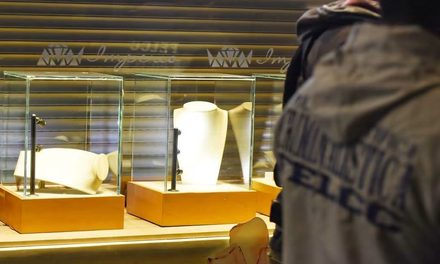 PROPIETARIOS DE JOYERÍA ATRACADA AÚN NO CUANTIFICAN LAS PÉRDIDAS Y PIDEN MÁS SEGURIDAD