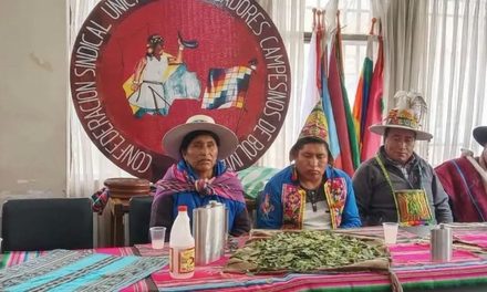CSUTCB SE REÚNE EN LA PAZ PARA ANALIZAR LA COYUNTURA NACIONAL Y MARCA DISTANCIA DEL GOBIERNO