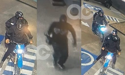 CÁMARAS DE SEGURIDAD CAPTARON LA LLEGADA DE LOS CUATRO  ATRACADORES A LA JOYERÍA
