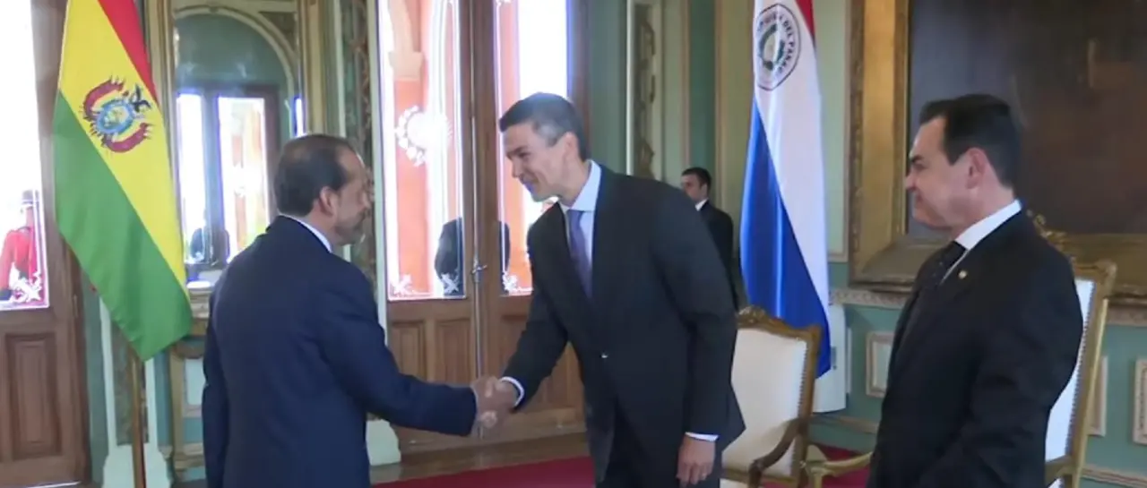 CAMACHO PRESENTA SUS CREDENCIALES COMO EMBAJADOR DE BOLIVIA ANTE EL GOBIERNO DE PARAGUAY