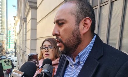 ROBERTO RÍOS DECLARA COMO TESTIGO POR LA TOMA MILITAR DE PLAZA MURILLO